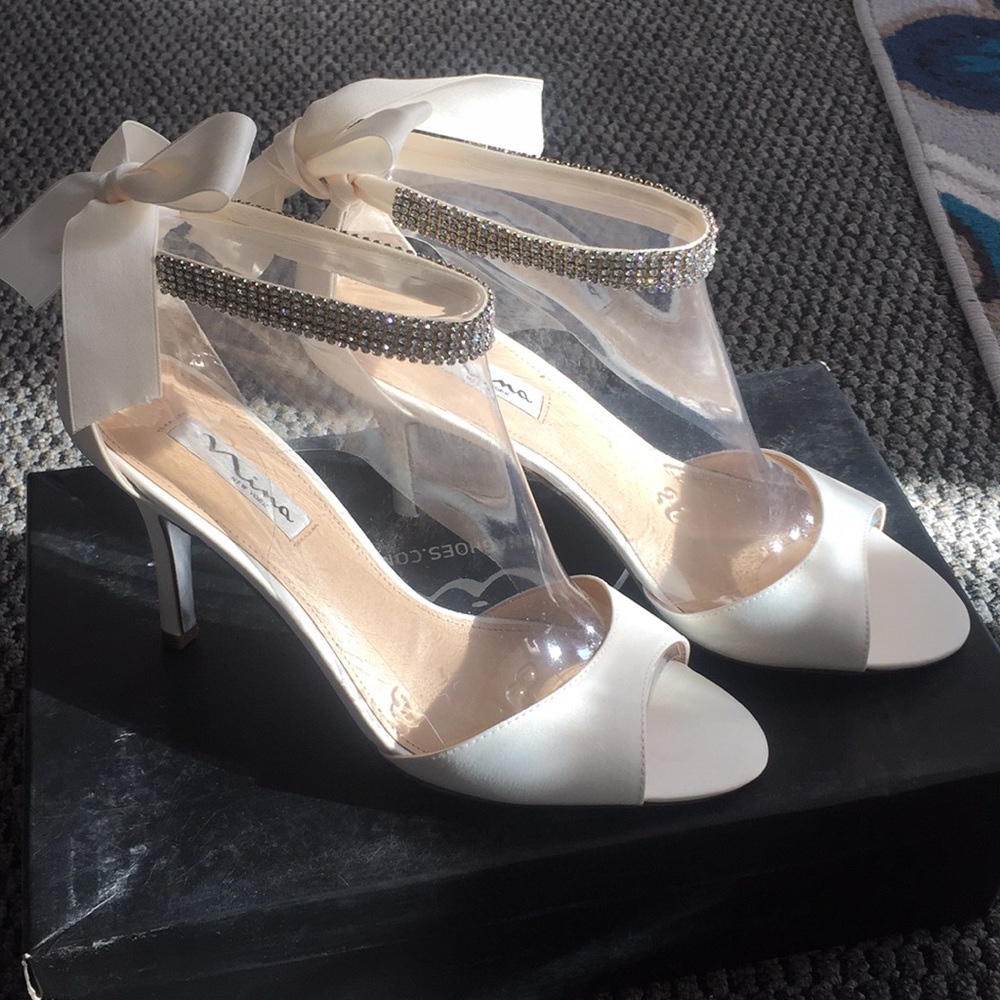 Nina ivory heels with bow
